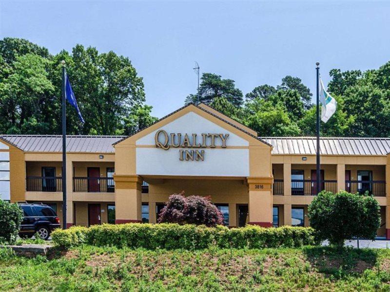 Quality Inn Tanglewood Roanoke Exterior photo