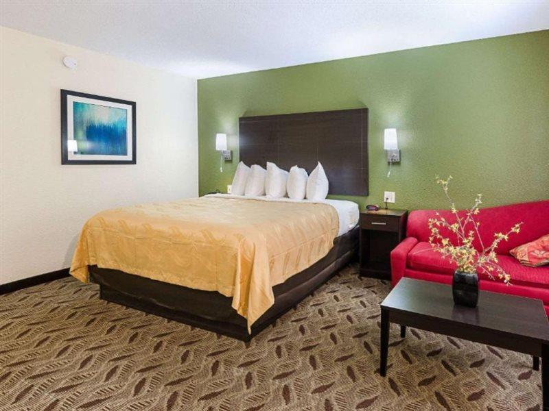 Quality Inn Tanglewood Roanoke Exterior photo