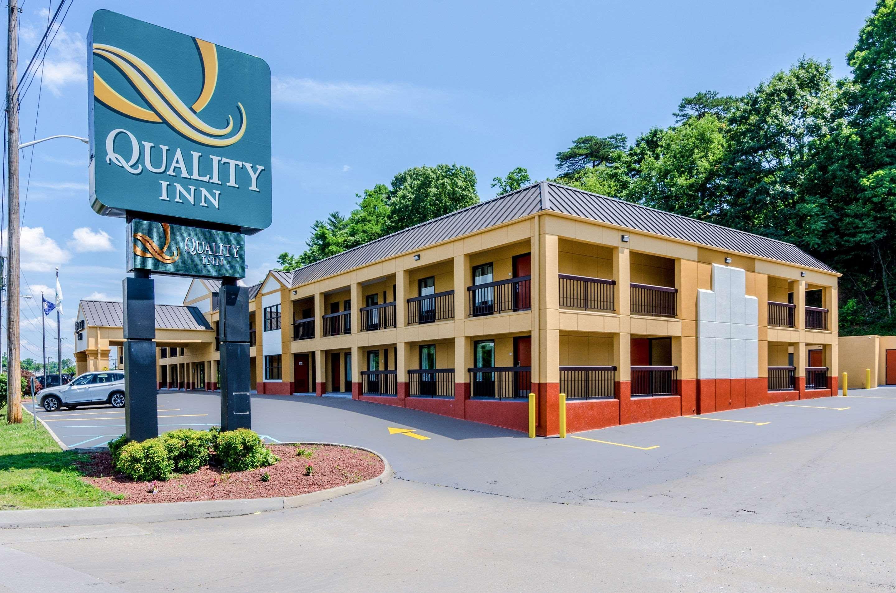 Quality Inn Tanglewood Roanoke Exterior photo