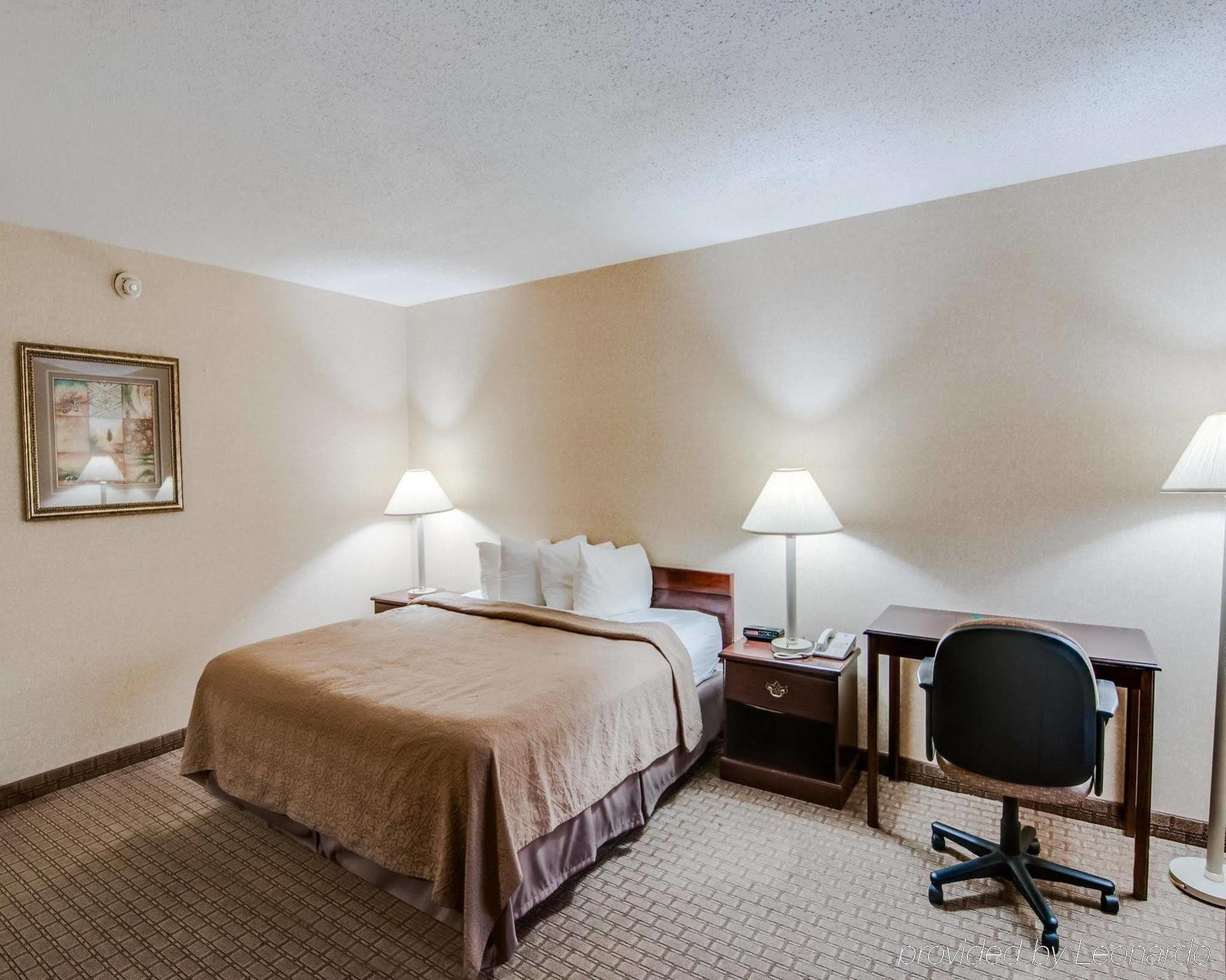 Quality Inn Tanglewood Roanoke Exterior photo